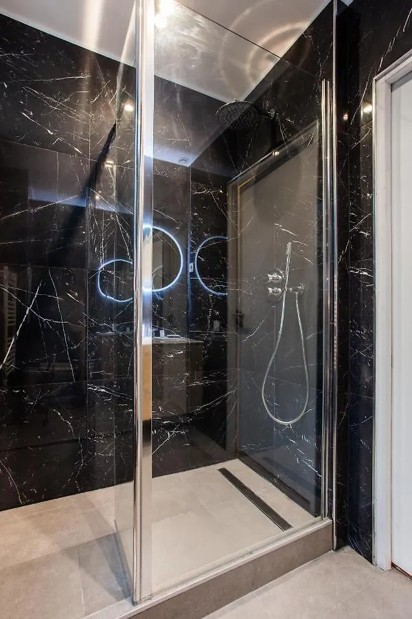 Charming Apartment - 3Br-6P - Champs Elysees Paris